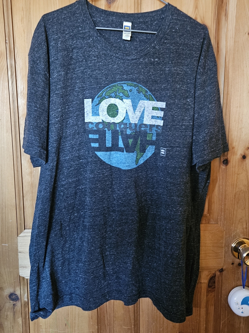 Love Conquers Hate Graphic Short Sleeve Tee - Charcoal
